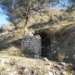 فيلة House In The Village 1 *